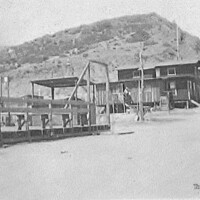 Topanga Beach Rd Dance Pavilion 1921.jpg
